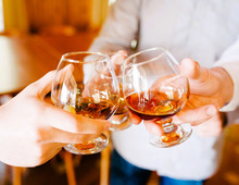 「ウイスキー」と「ブランデー」の違い。正しく言えたら天才！？【大人のたしなみ】