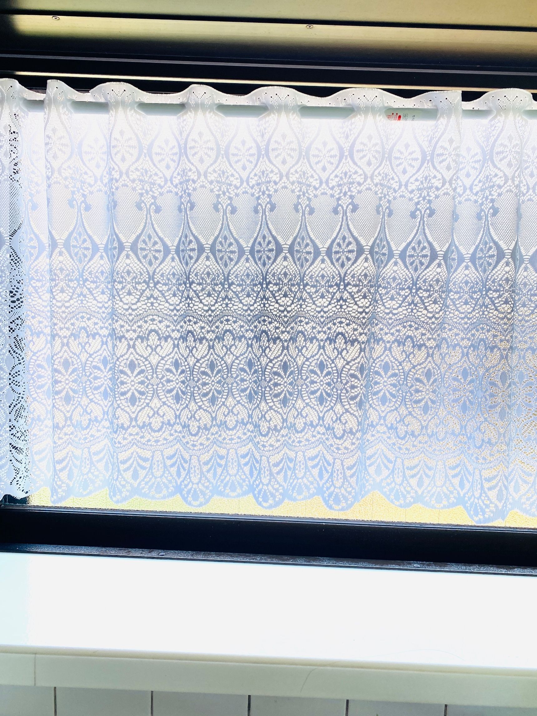 不快な元となる「窓の結露・黒カビ」対策