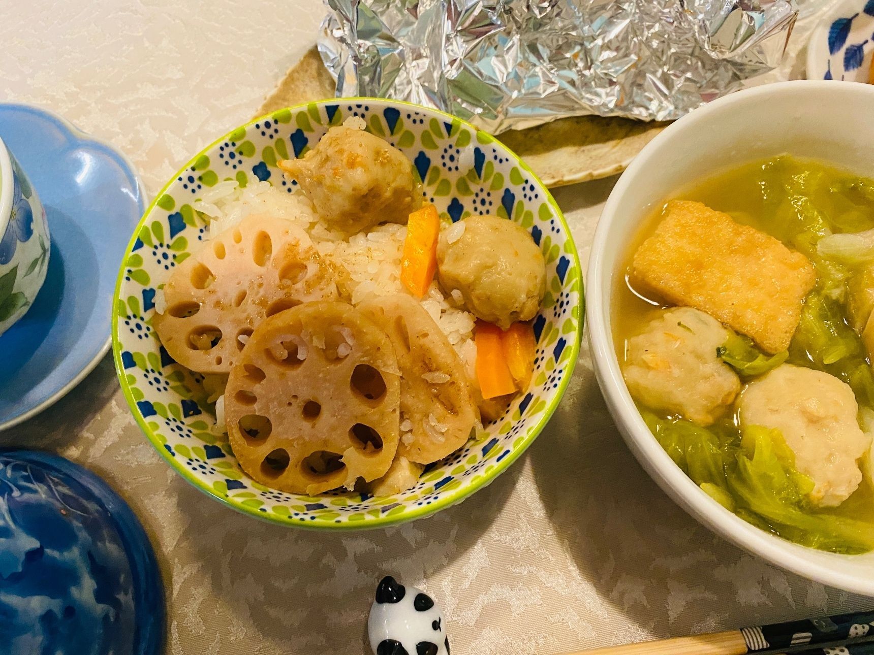鶏団子の炊き込みご飯