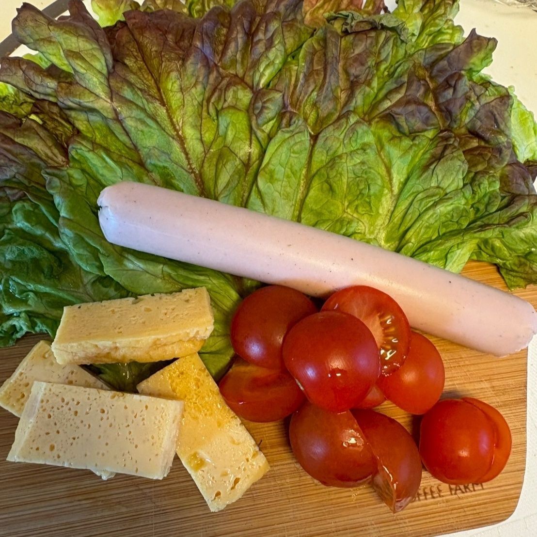 中に入れたのはこんな具材とスライスチーズ4枚！