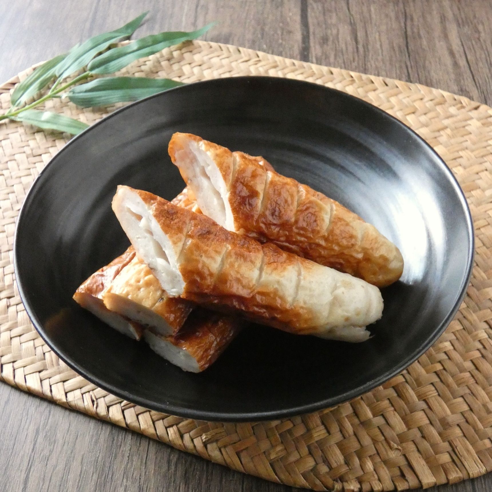 香ばしくてもっちり弾力がうまい！「自家製ちくわ」