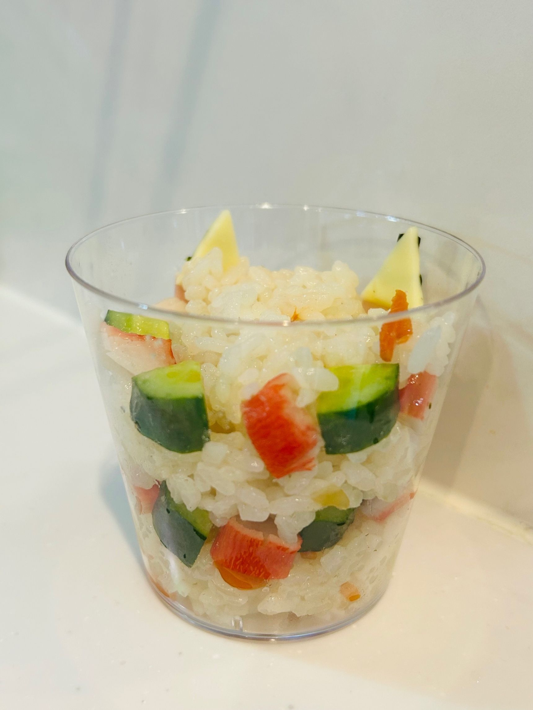 ⑤ちらし寿司を詰めます