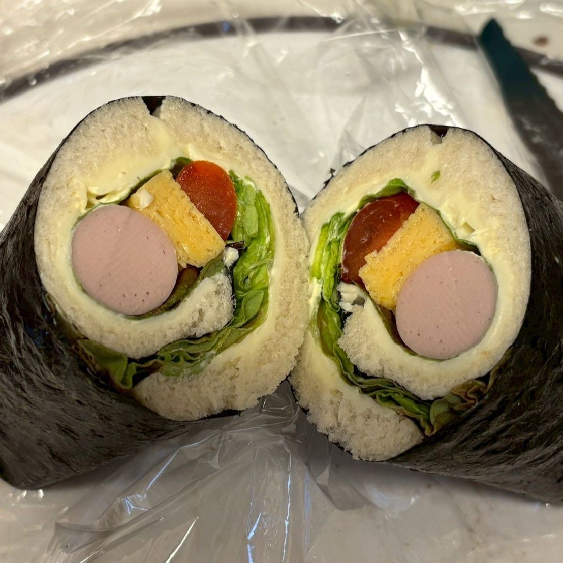 さて緊張の瞬間！真ん中から切ってみました