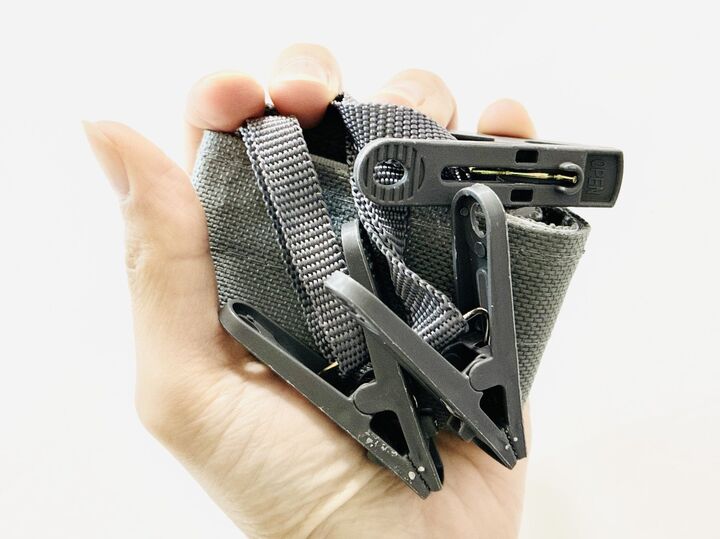 【セリア】よそのアレに装着してみると…あら、快適♡布の付いた「ナゾの洗濯ピンチ」が自宅以外で活躍!