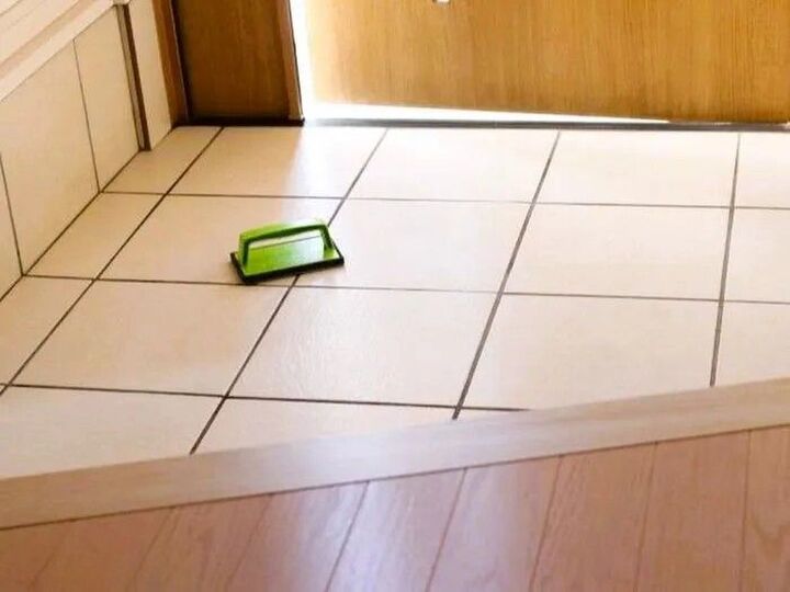 玄関タイルの掃除、面倒じゃない?あっという間にピカピカになりますよ!
