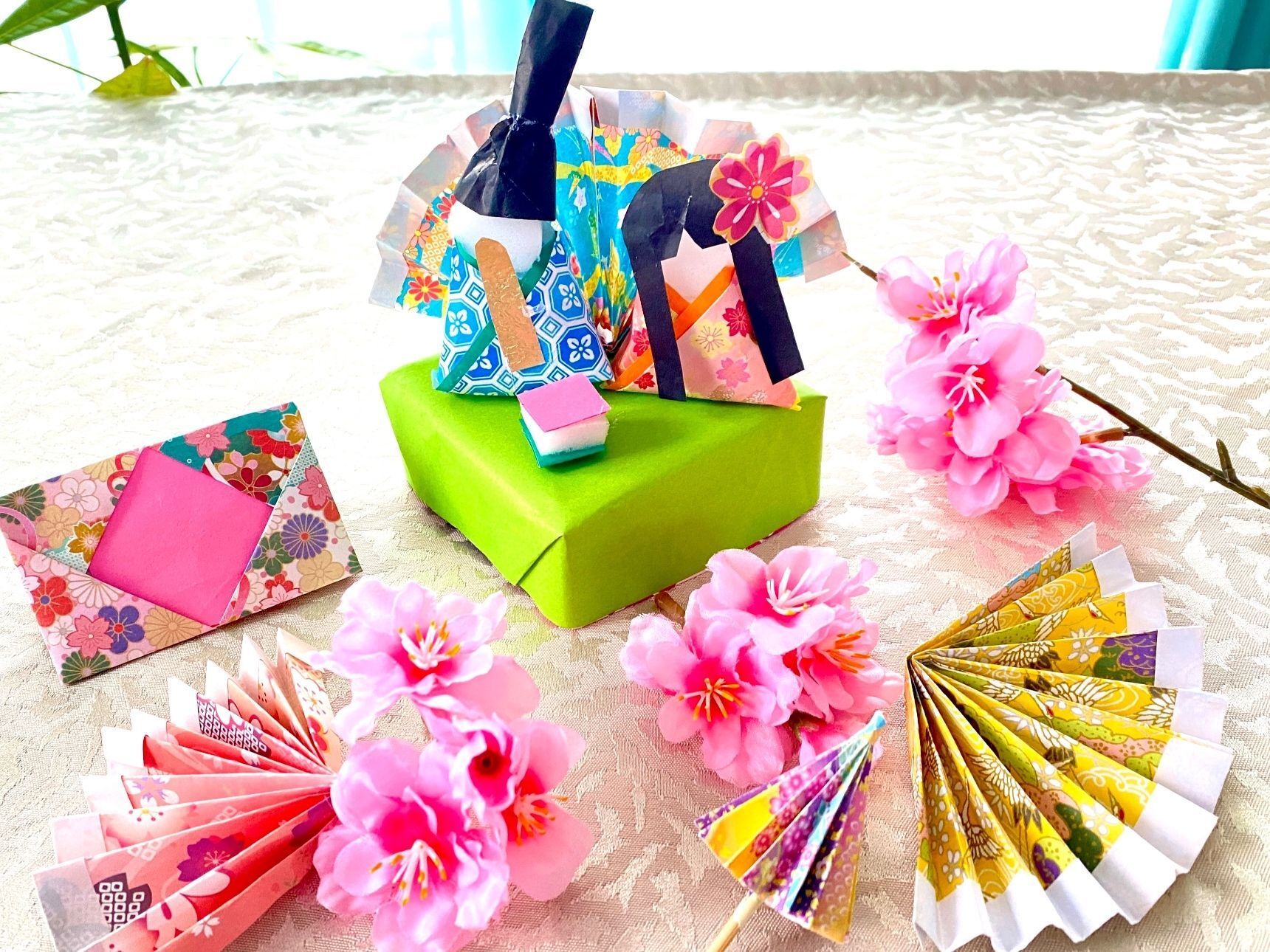 お家で簡単にできる可愛い「雛飾り」