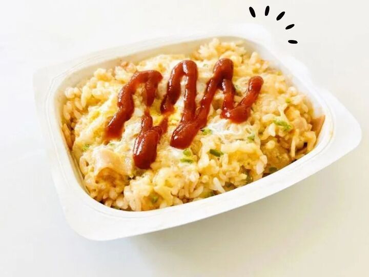 ヘトヘトな日の簡単ごはんに!『パックご飯』アレンジが最高すぎ♡具材をのっけてレンチンするだけ【作ってみた】