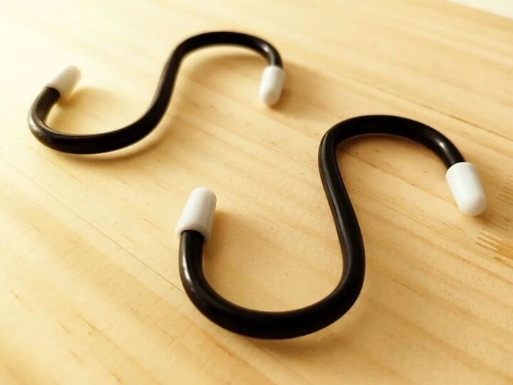 S字フック、もう落としません!たったひと工夫でグンと使いやすくなる裏ワザ【やってみた】