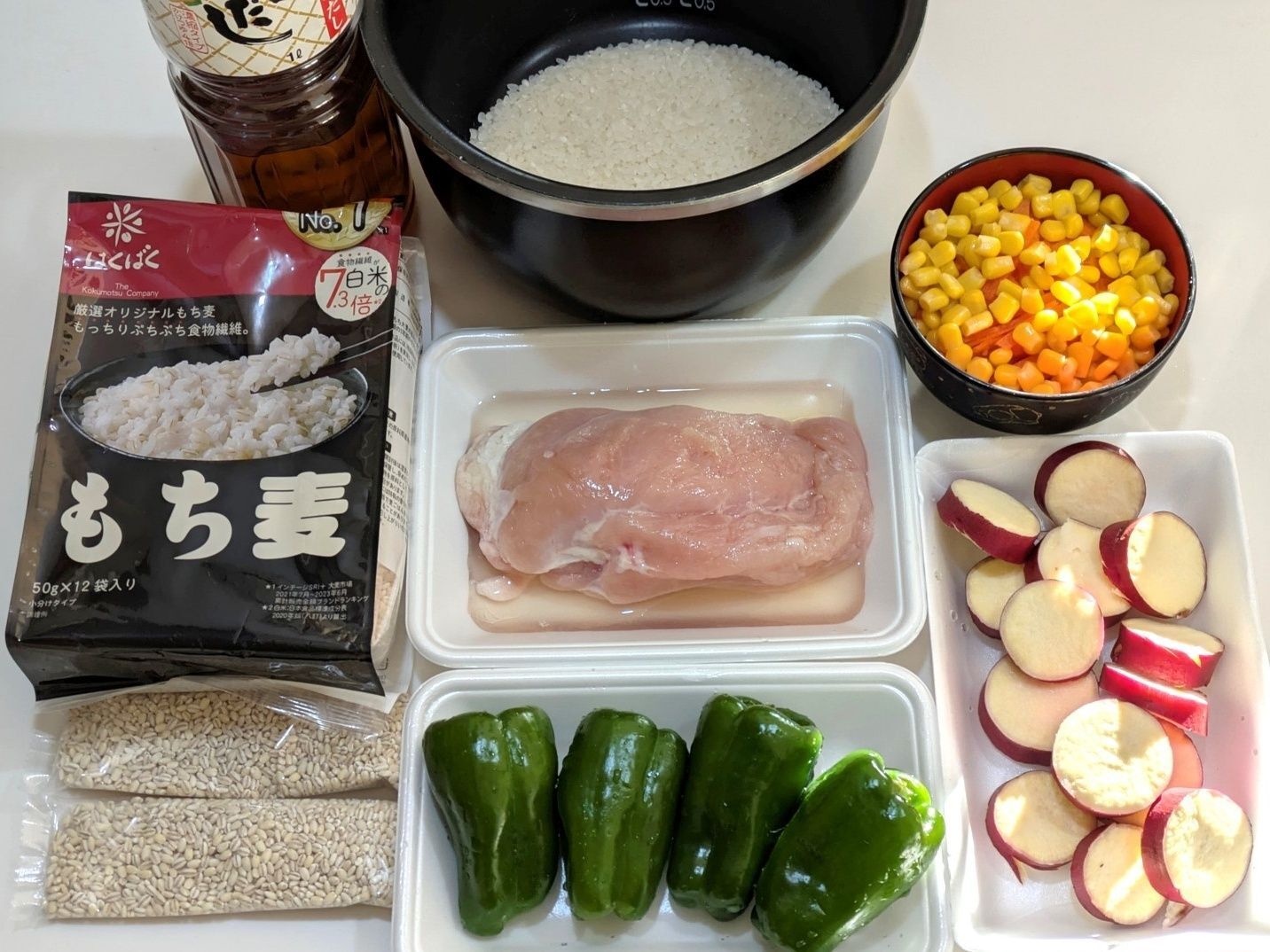 TRY① ひじきご飯・蒸し鶏むね肉・ピーマンのポン酢おかか和え・さつまいも