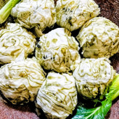 絶品！簡単！わかめご飯に色々加えて旨みと見た目を高める！手毬おにぎり！わかめスープの素！