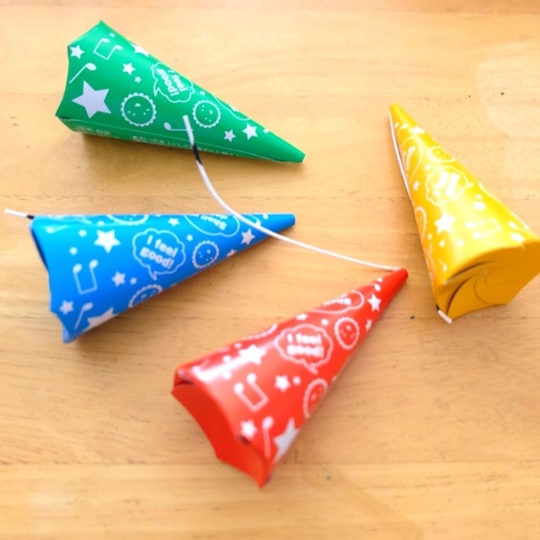 使用済みのクラッカーの外側をリサイクル