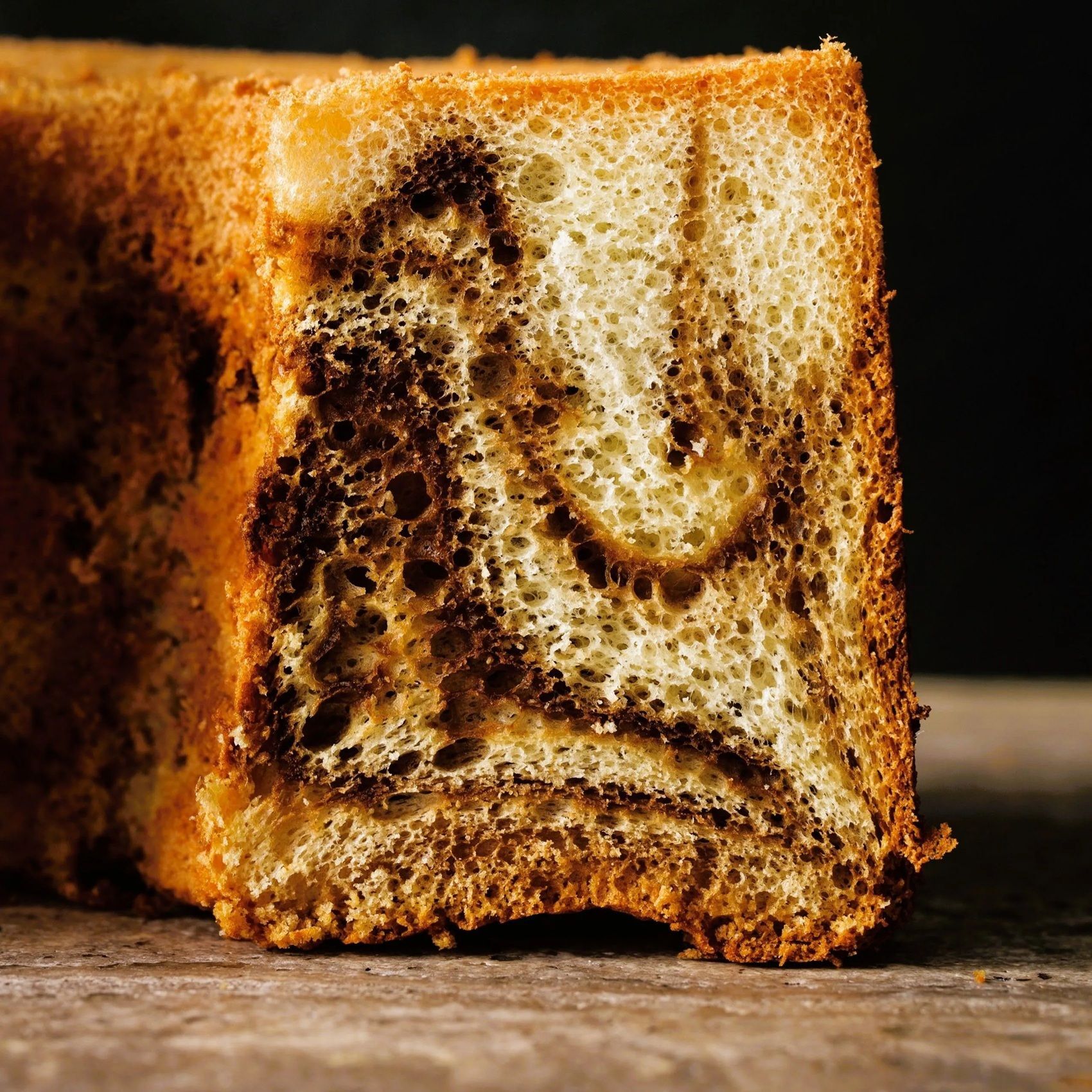 シフォン型で焼くと美味しい！模様が美しい「コーヒーマーブルシフォンケーキ」の作り方。インスタントコーヒーで手軽にできますよ♪