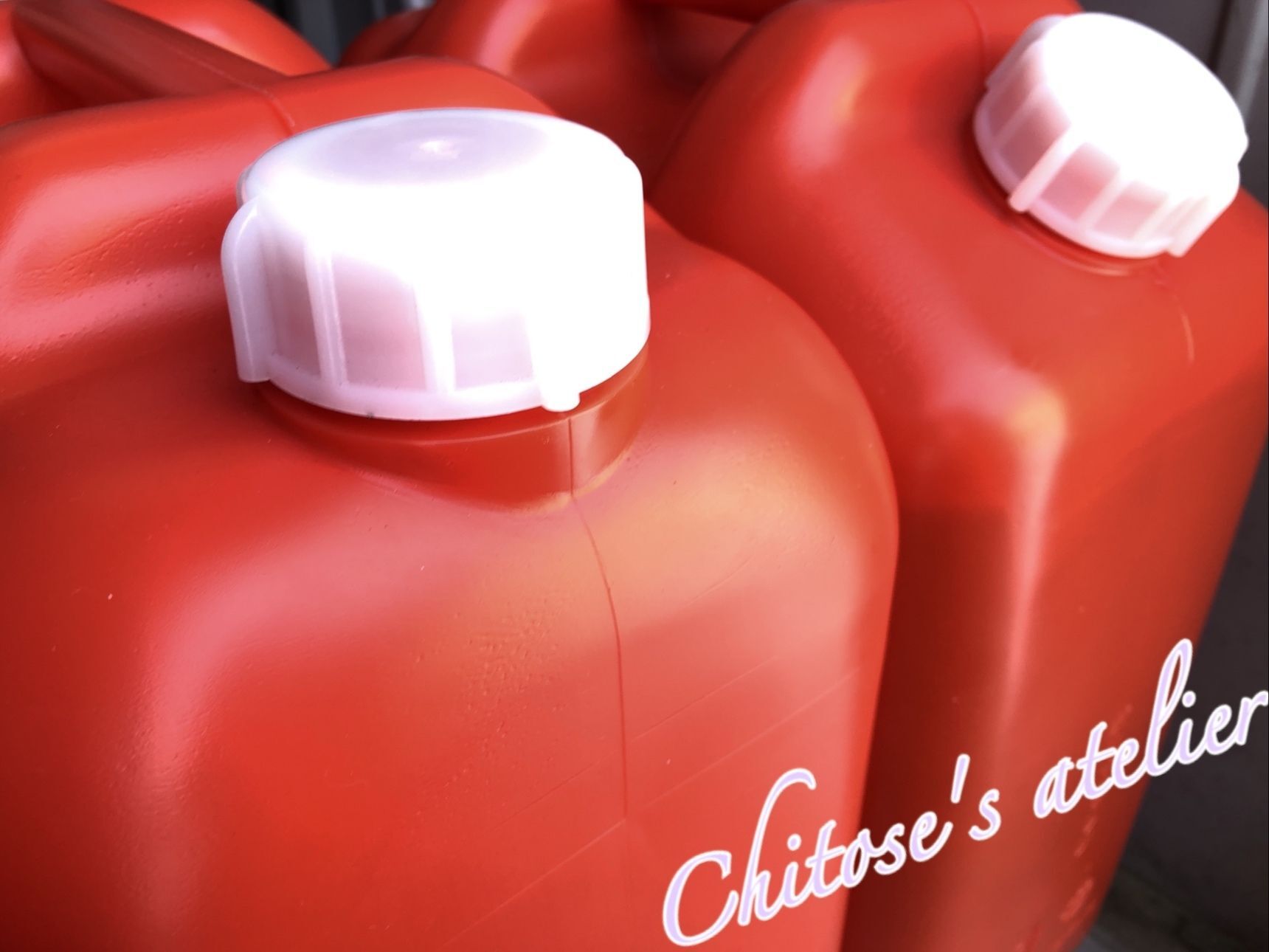 今までの苦労はなんだったの？【店員さん直伝】灯油ポリタンクの蓋のスムーズな開け方