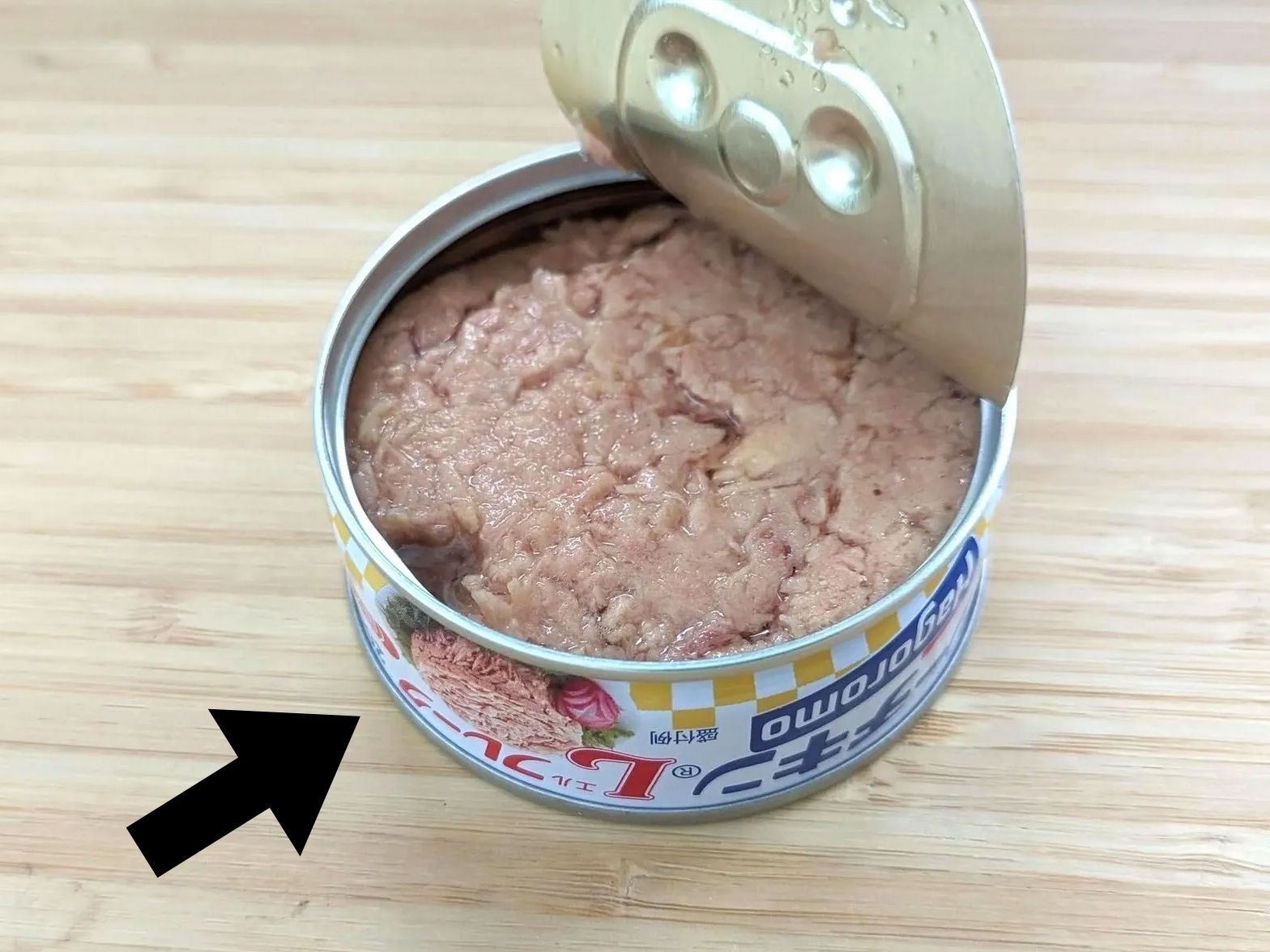 メーカーおすすめの『ツナ缶の油』の切り方！手が汚れない方法を試してみると♪