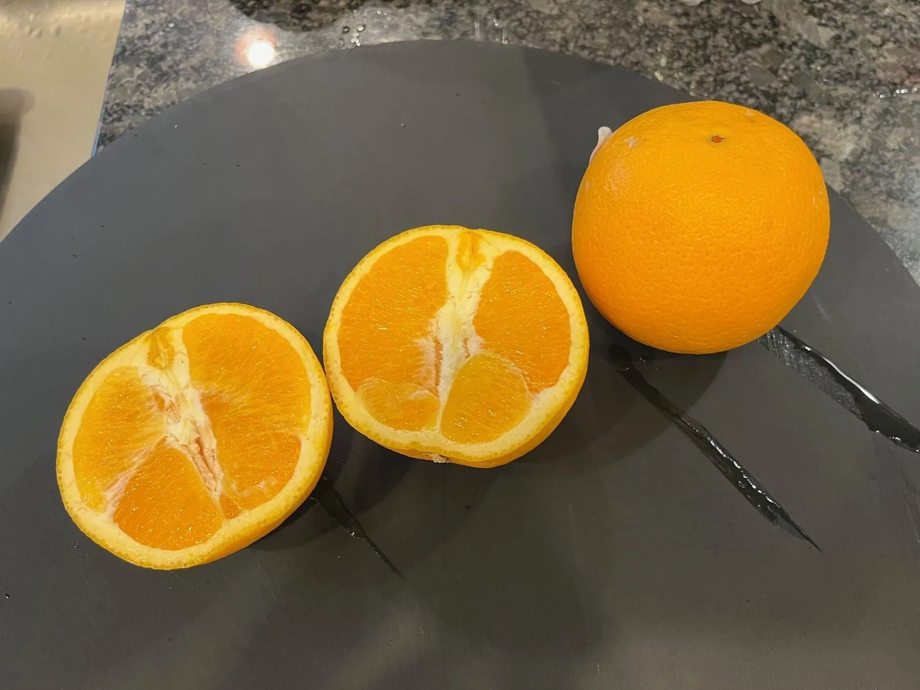 やっぱり『オレンジの皮』が万能でした！実は色々お役立ちな活用法をピックアップ♪