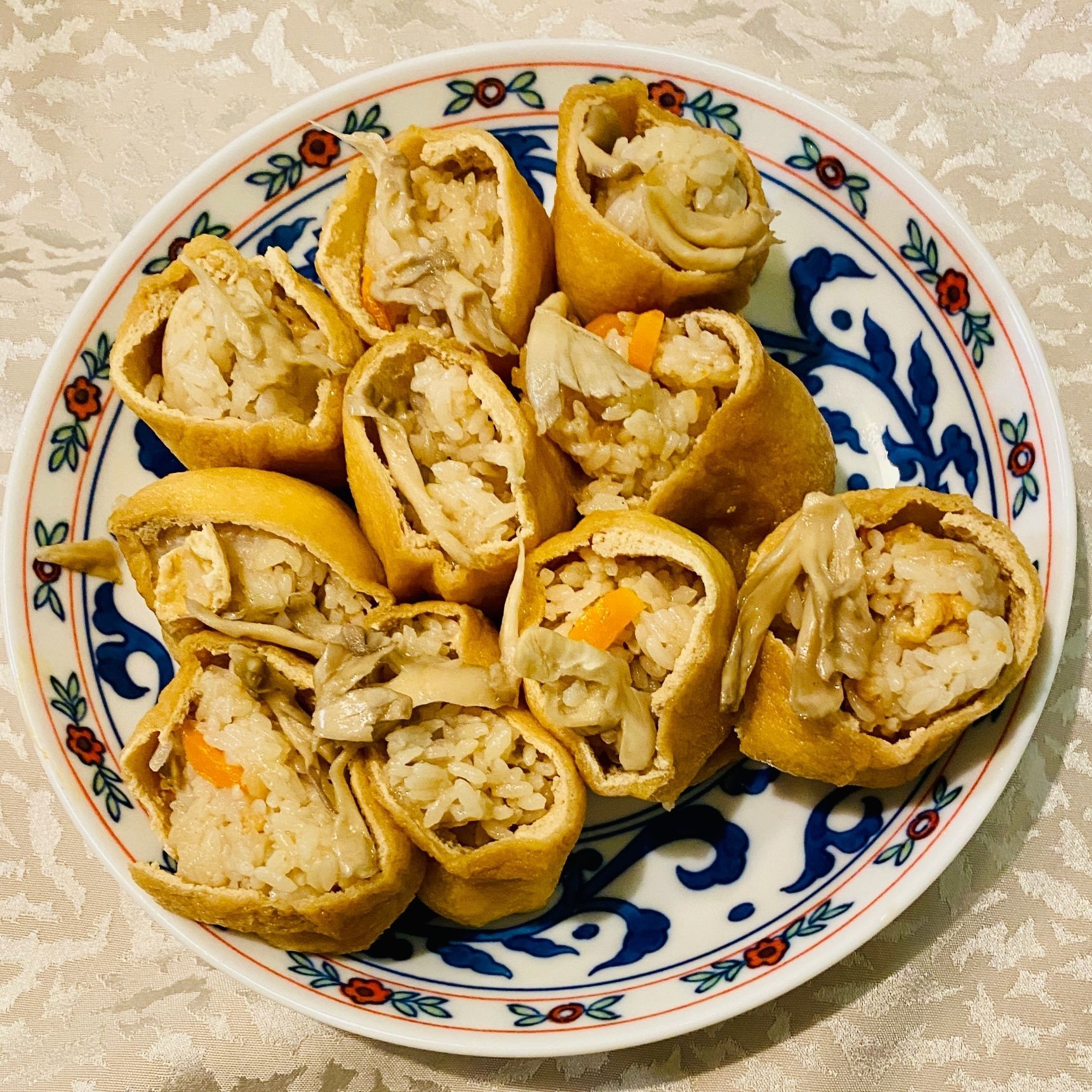 もち米高騰！こんな時は買わなくても、もち米代用の秘策はこれ！「舞茸おこわ稲荷仕立て」もちもち〜