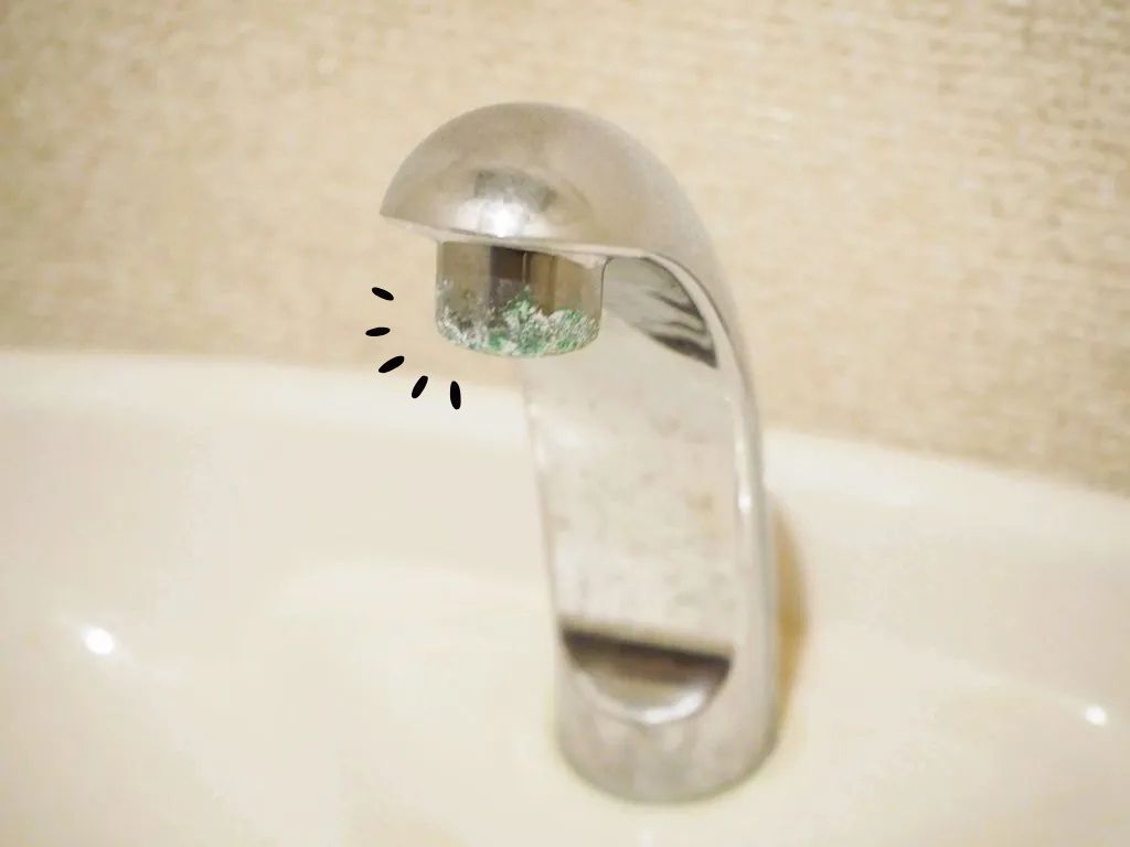 トイレタンクの蛇口の"5年モノ”の汚れをピカピカにする方法！【試してみた】