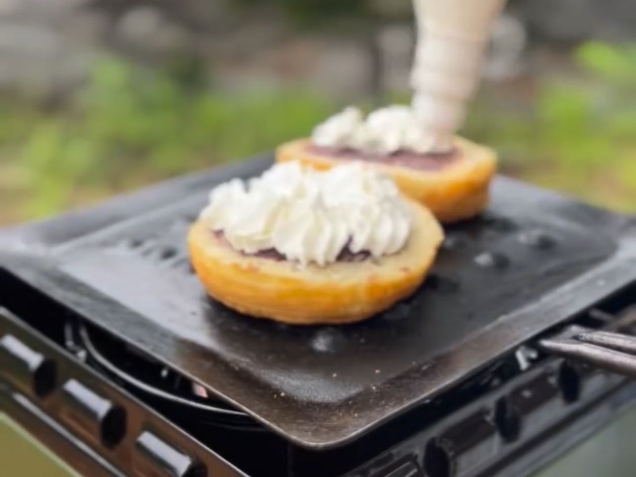 ホイップをのせる