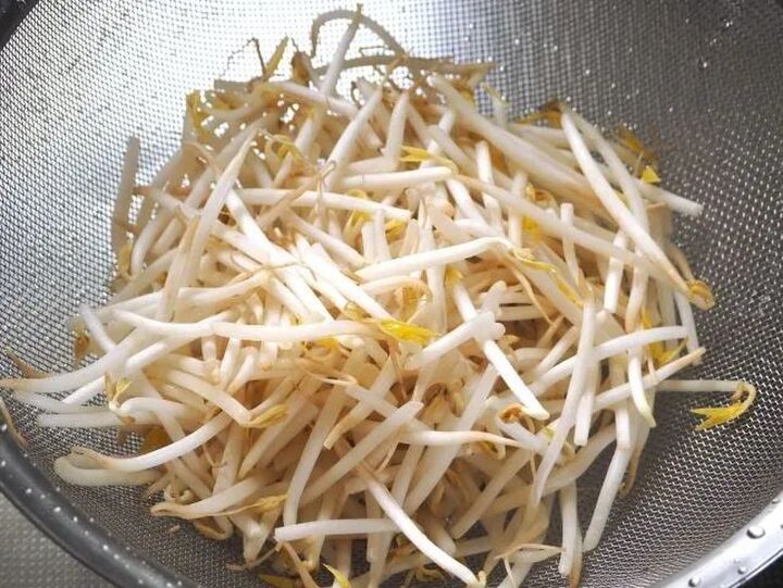 【もやしの洗い方】袋を使って洗うのは当たり前!もっと洗いやすくなる方法