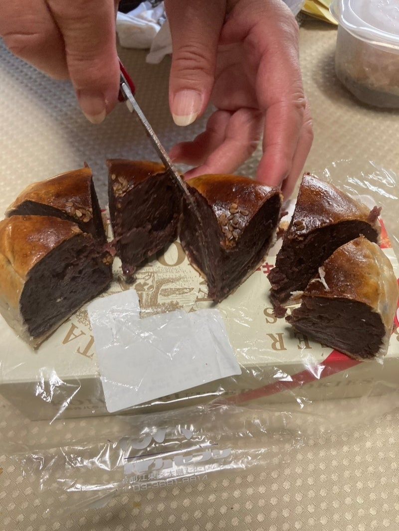 この様に切って6人で分けて丁度良いです！