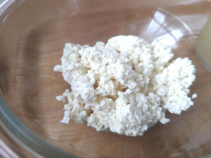 【JA全農】牛乳にお酢入れたら…衝撃!謎グルメ「チッコカタメターノ」が余った牛乳の救世主でした。