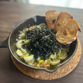 〈キャンプ飯〉ネギとジャバン海苔のアヒージョ