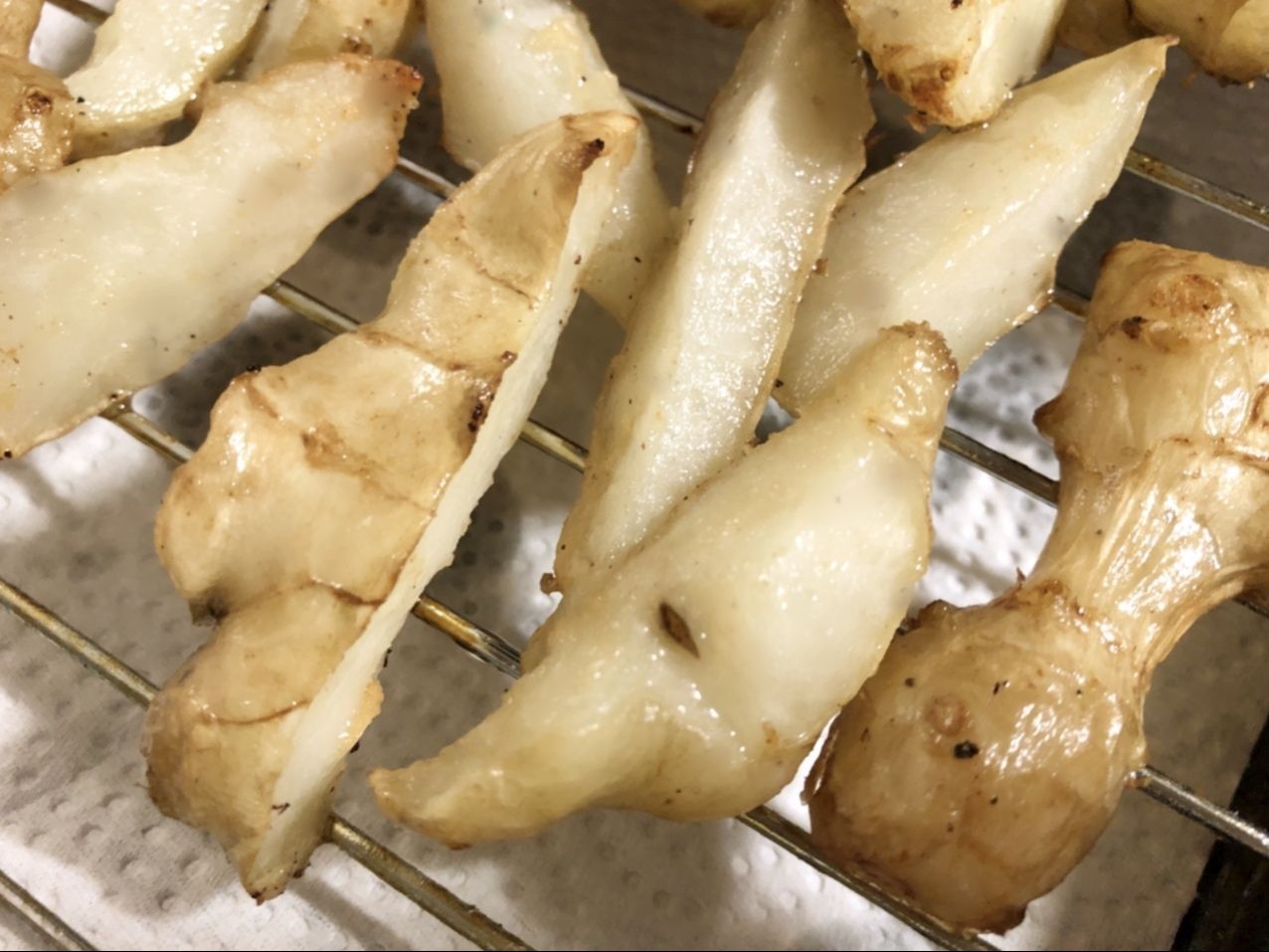 塩胡椒またはバター醤油パウダーをかけてお召し上がりください