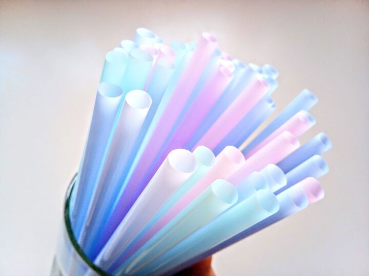 『太めのストロー』が想像以上に使える!余ってるなら朗報→裏ワザでプチストレスを軽減♡