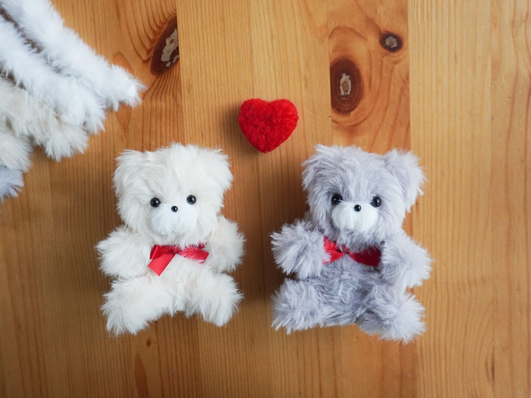 手芸動画／セリアのモール使用！ふわふわくまさんの作り方