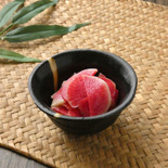材料2つだけ！紅芯大根の甘酢漬け