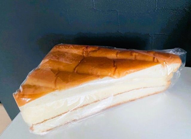 ふわふわで美味しい！BIGサイズの三角パン！レトロで懐かしい〜