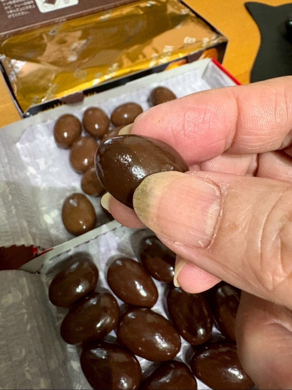 ミルクとブラックなので味に違いはありますが…