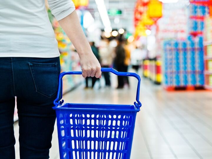 あえて近づきません!食費月3万円台の人が「節約のためにゼッタイに行かない場所」3つ