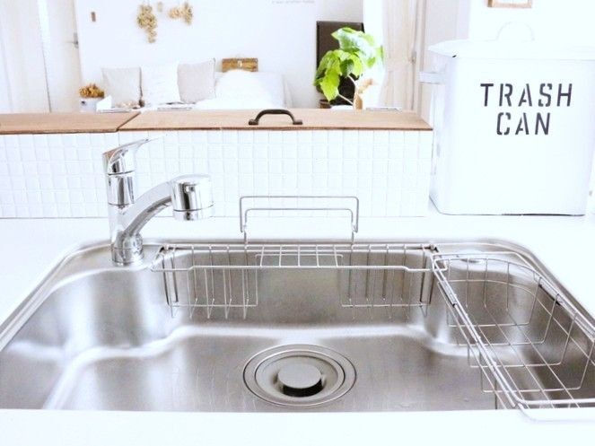 『シンクの曇り汚れ』は洗剤じゃなくてコレ使う！驚くほどピカピカになりますよ♡【掃除の裏ワザ】