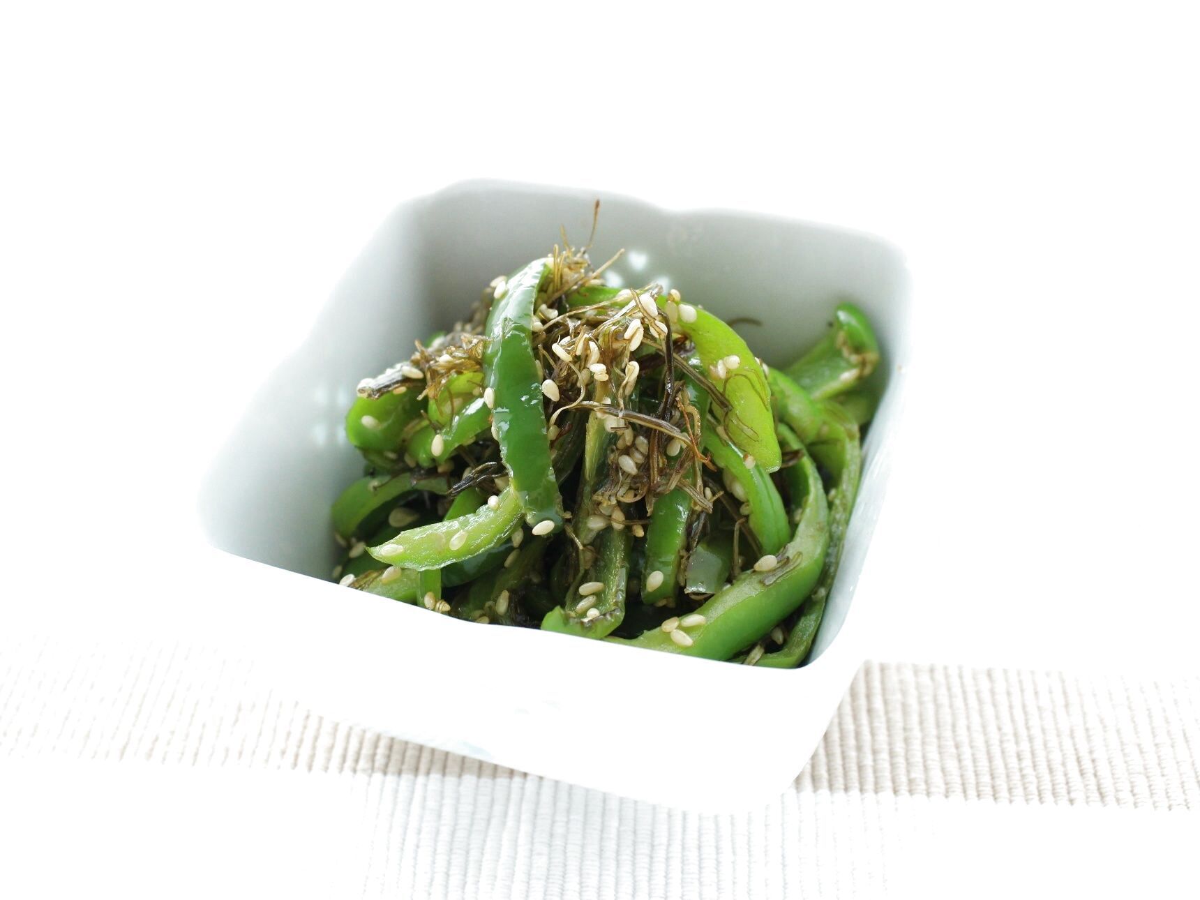 あごだし香る～旨こんぶで作るやみつきピーマン