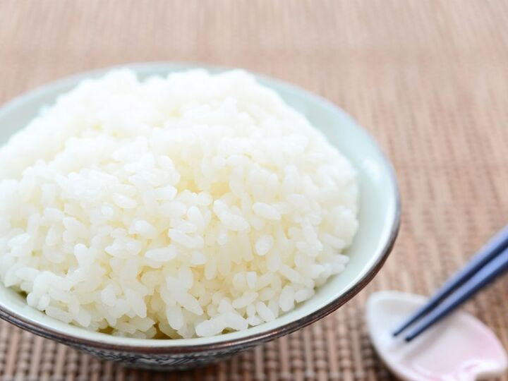 一緒に入れて炊くだけで…?『白ごはん』がもっとおいしくなる方法3つ。どれが一番か検証してみた!