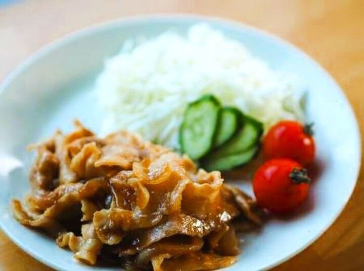 『タモリ流生姜焼き』がやっぱりスゴイ!漬け込まないのに味しみしみ。お弁当のおかずにも♪