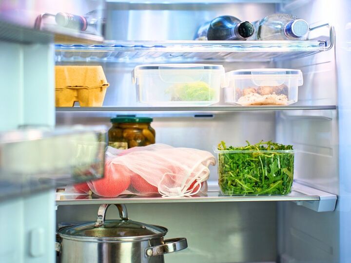 冷蔵庫の「奥」デッドスペースになってない?100均アイテムで【使える空間】に大変身!