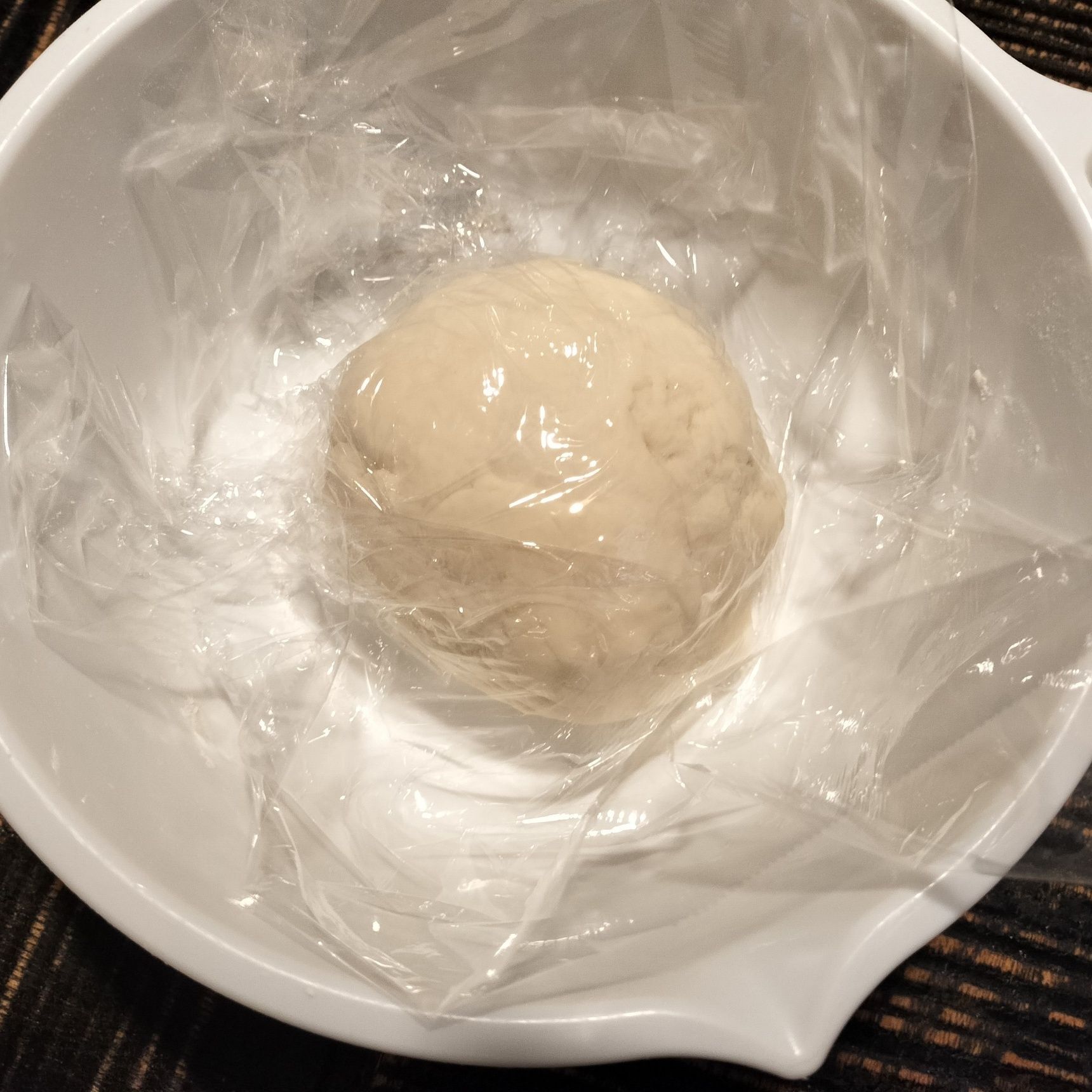 4.生地を捏ねる