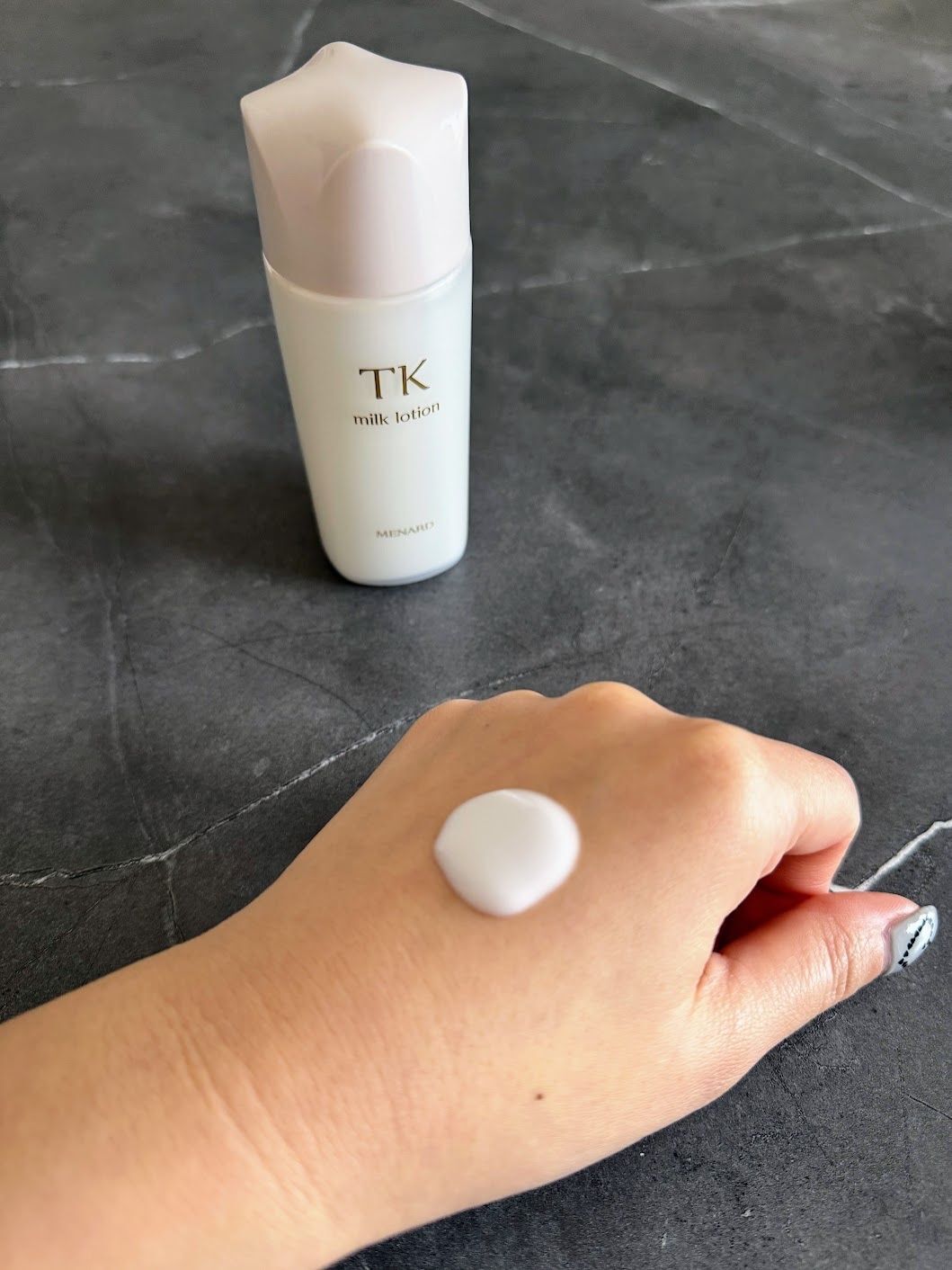 肌と一体化したような感覚「TK ミルクローション」
