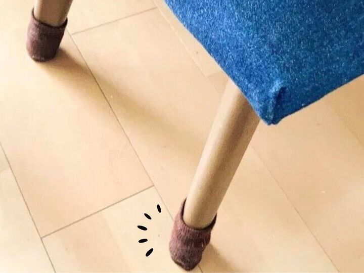 イスの靴下がすぐ脱げちゃう!そんな時はあるモノを"ちょい足し"すればOK