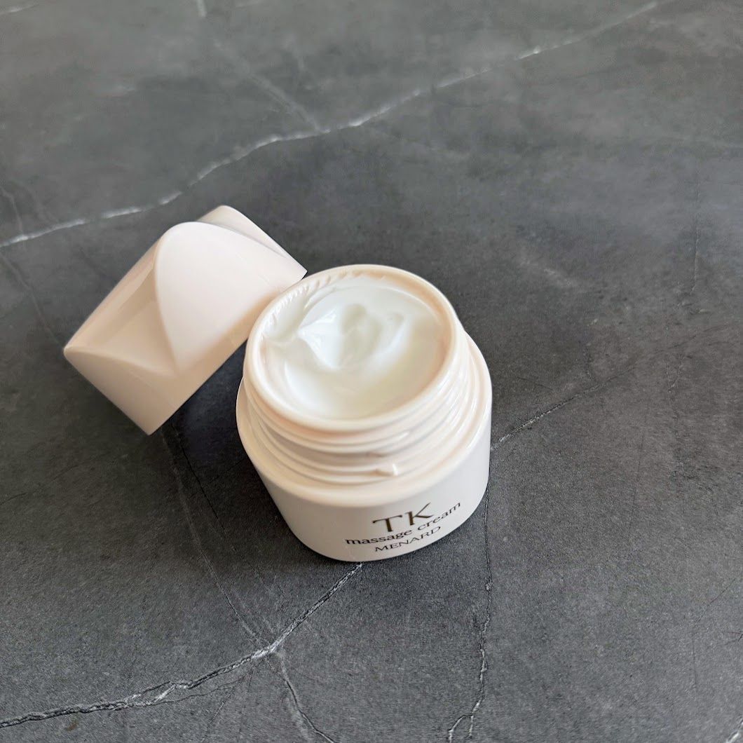 なめらかさと手ごたえの両立「TK マッサージクリーム」