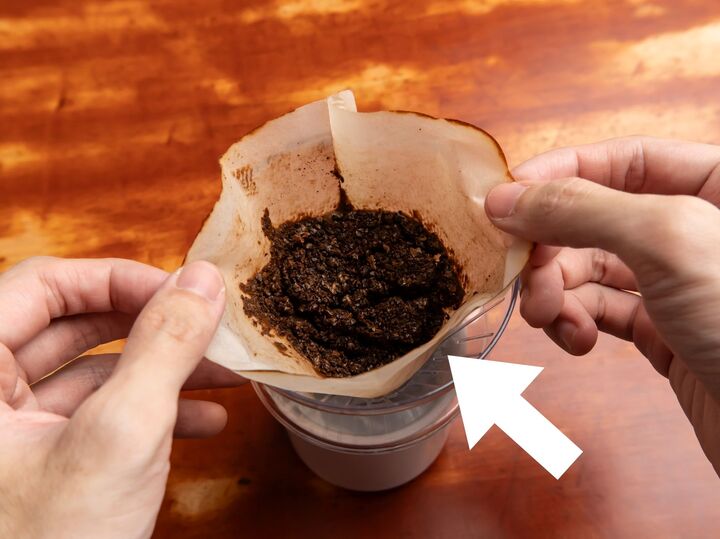 毎日出る『コーヒーかす』の使い道♡そのまま捨てるのは待って!最後まで使い倒す裏ワザ3選