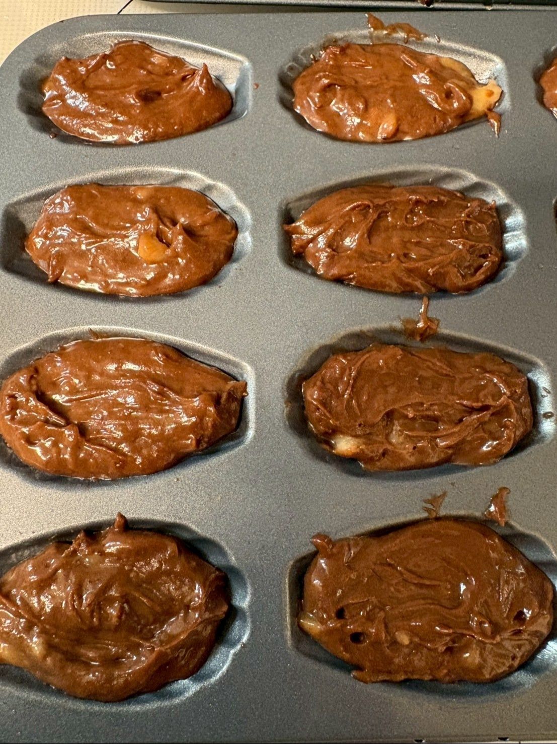 型に対して8分目くらいに入れると丁度良く膨らみます。