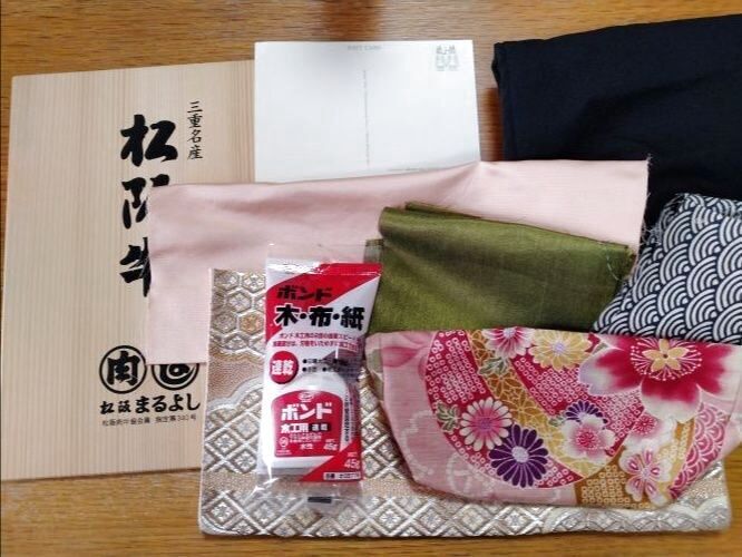 古布、木の蓋、ボンド