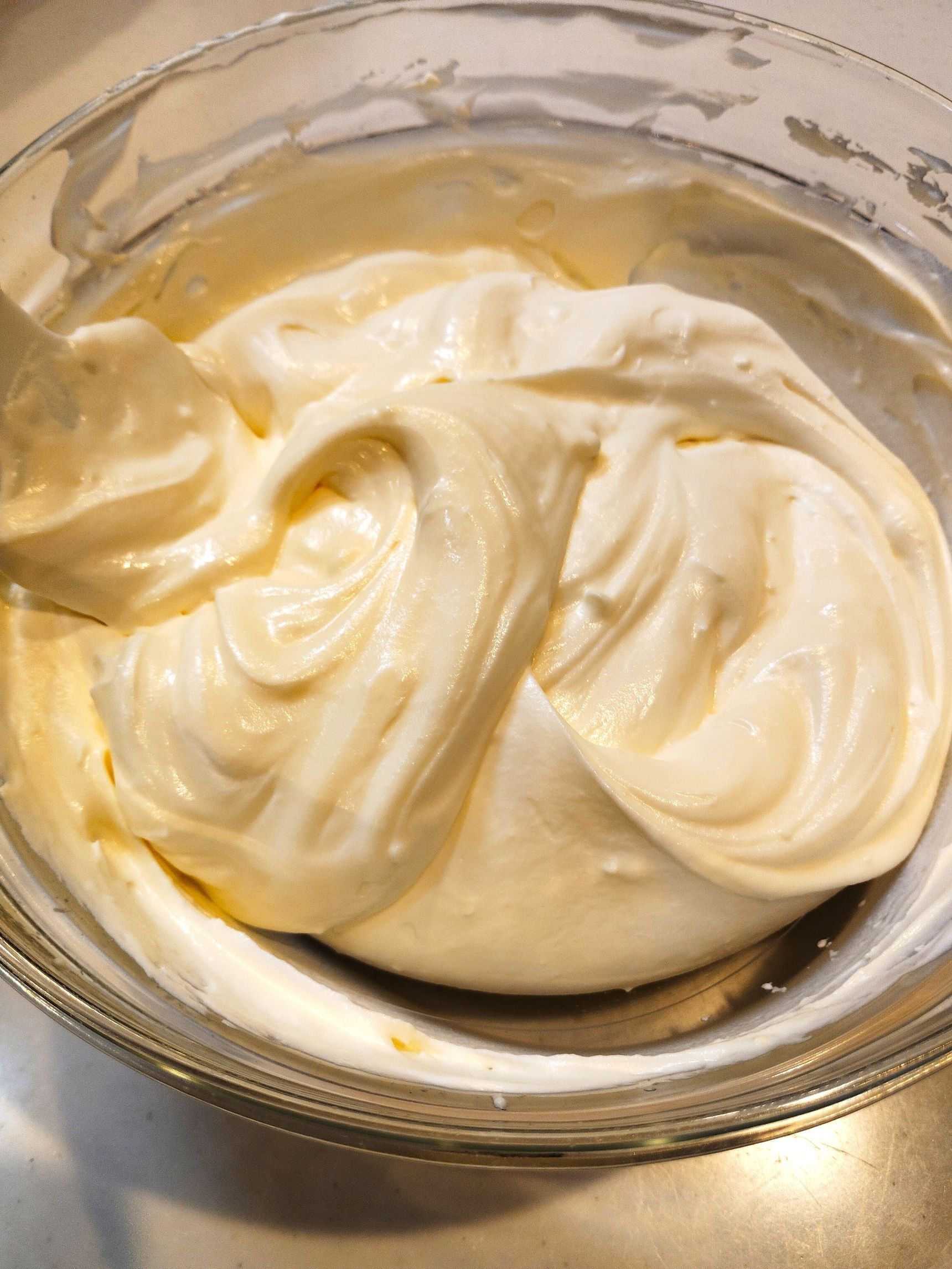 チーズホイップを作る