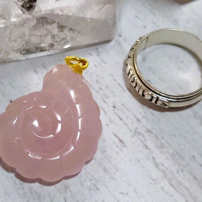 アフター万博開催中！なんばマルイに再登場→ブータンパビリオン人気No.1リング！世界の民芸品も！