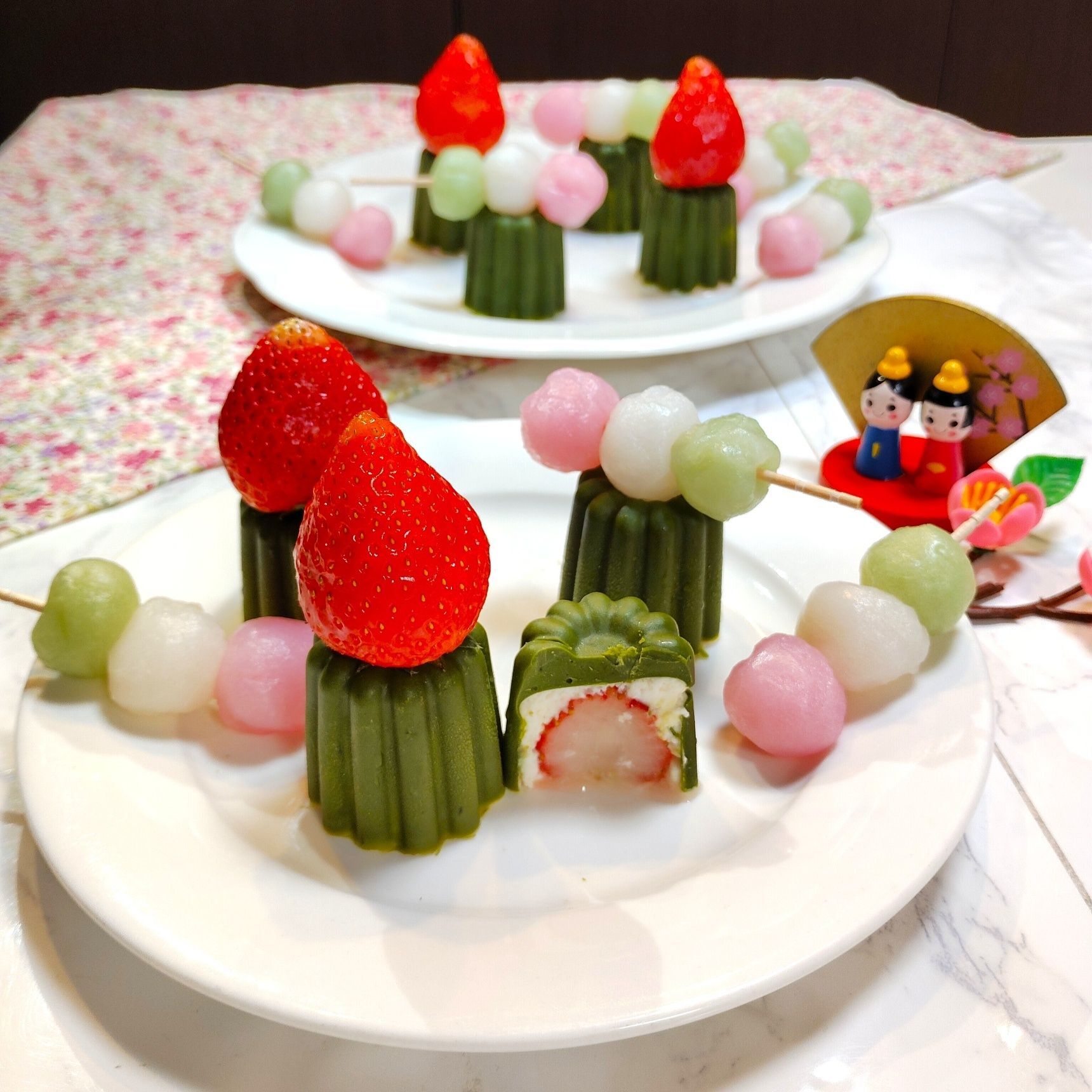 【ひなまつり】ぼんぼりケーキとミニ３色だんごでお祝い(^^)