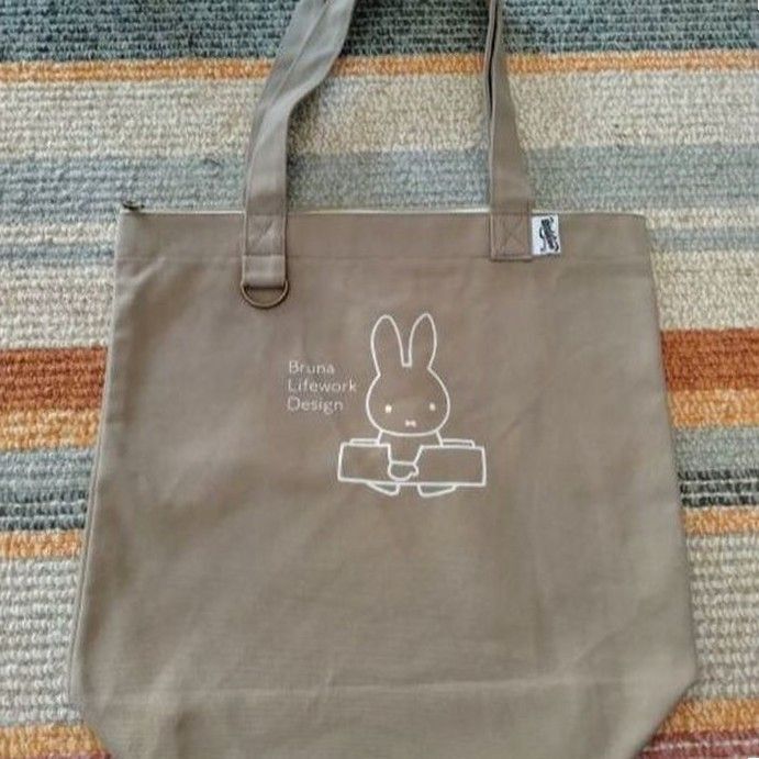 660円で買ったミッフィー手提げバッグが優れものだった