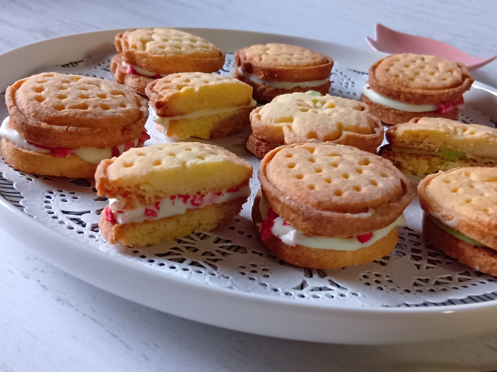 可愛すぎる形～！サクッと春をサンド。桃の節句のご褒美サブレ ！節句にぴったりな型で彩りUP！